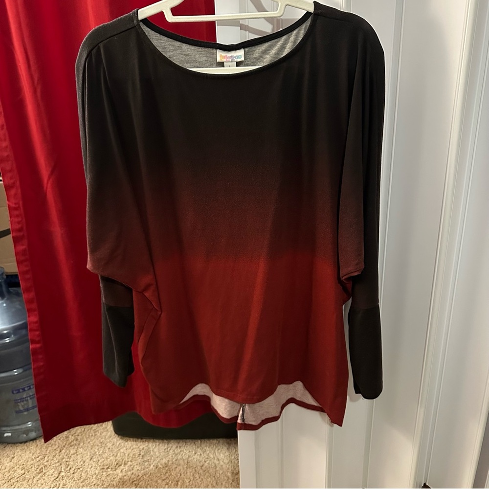 LuLaRoe Black and Red Ombre Linda Top